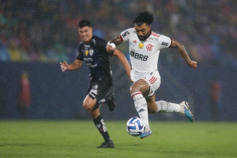 Gabigol em confronto entre Flamengo e Independiente Del Valle
