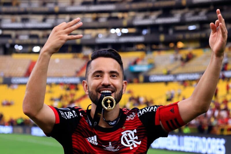 Everton Ribeiro e Flamengo vão intensificar conversas por renovação de contrato após a Recopa