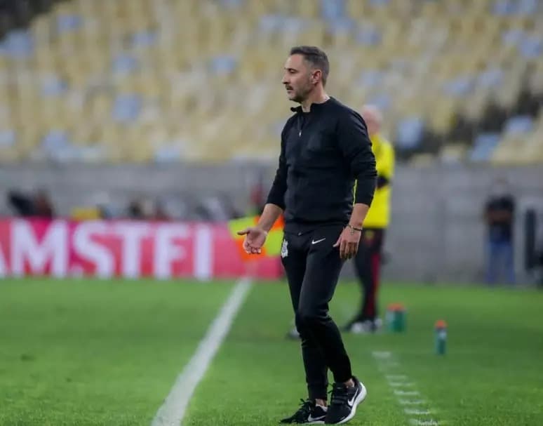 Vitor Pereira, técnico do Flamengo; treinador ainda não venceu como visitante na Libertadores por Fla ou Corinthians