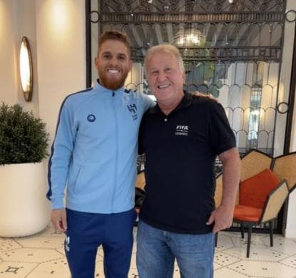 Zico encontra com Cuellar e Michael antes da final do Mundial