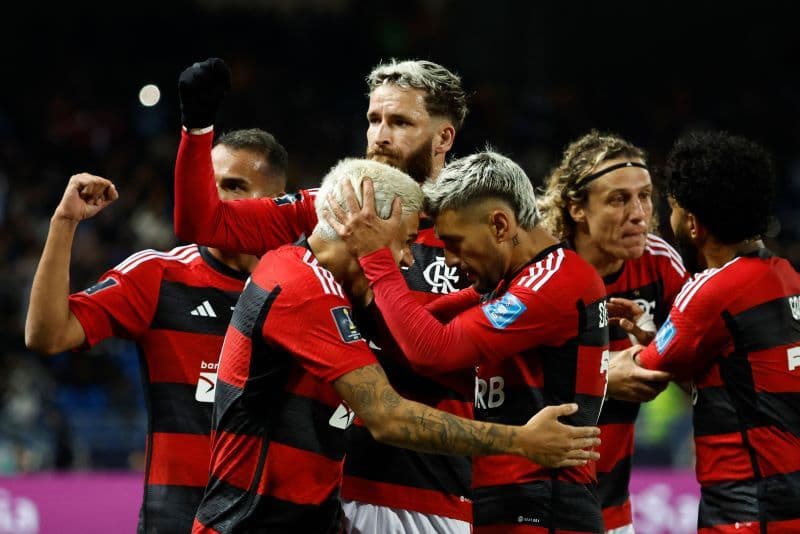 Time do Flamengo na partida contra o Al Hilal no Mundial de Clubes do Marrocos