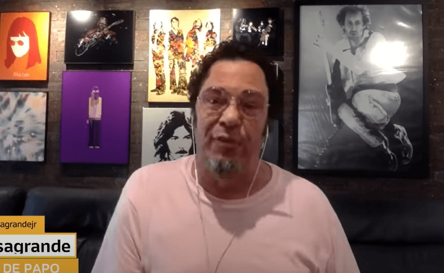 Casagrande critica comportamento de jogadores brasileiros