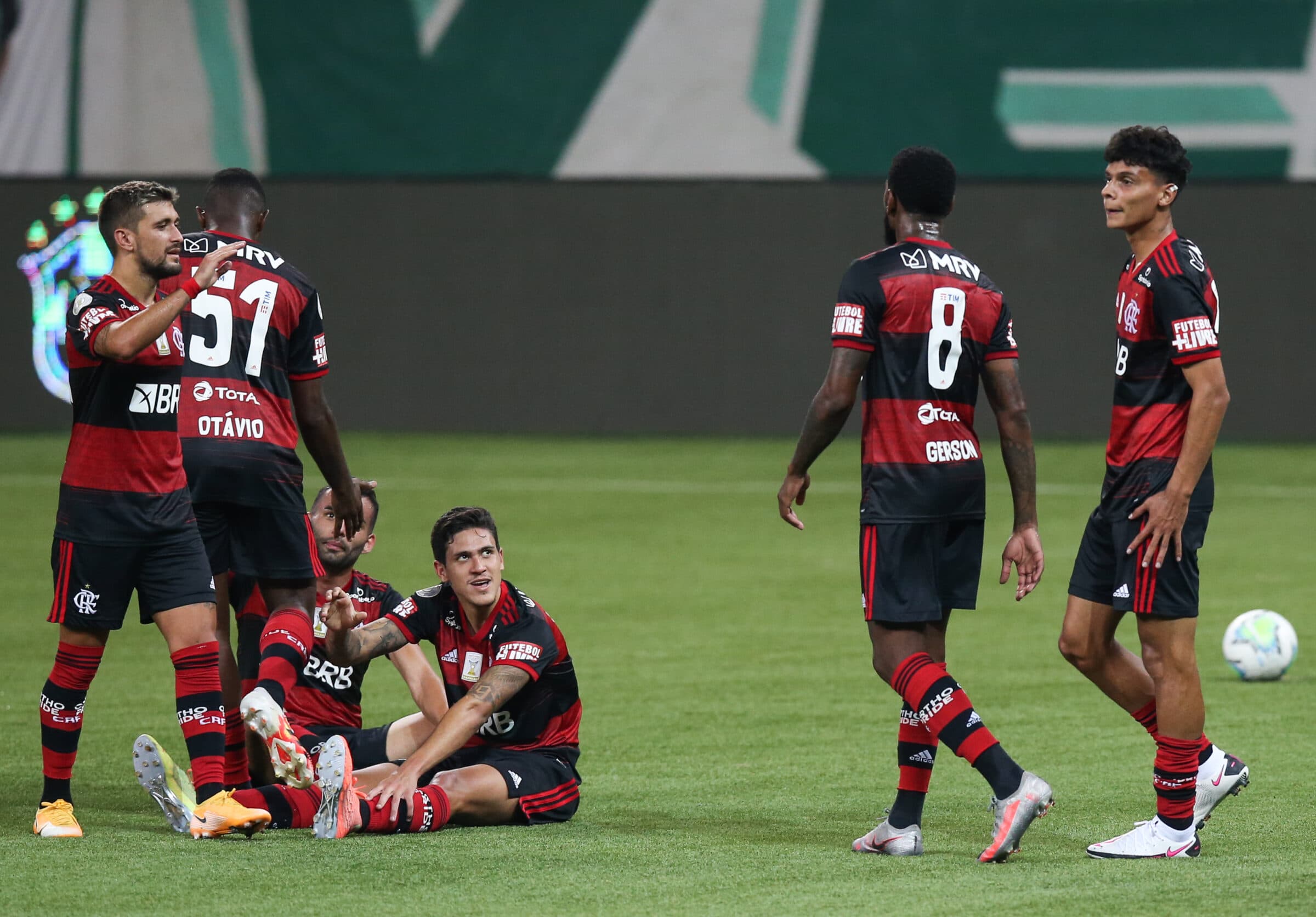 Richard Ríos na mira do Palmerias