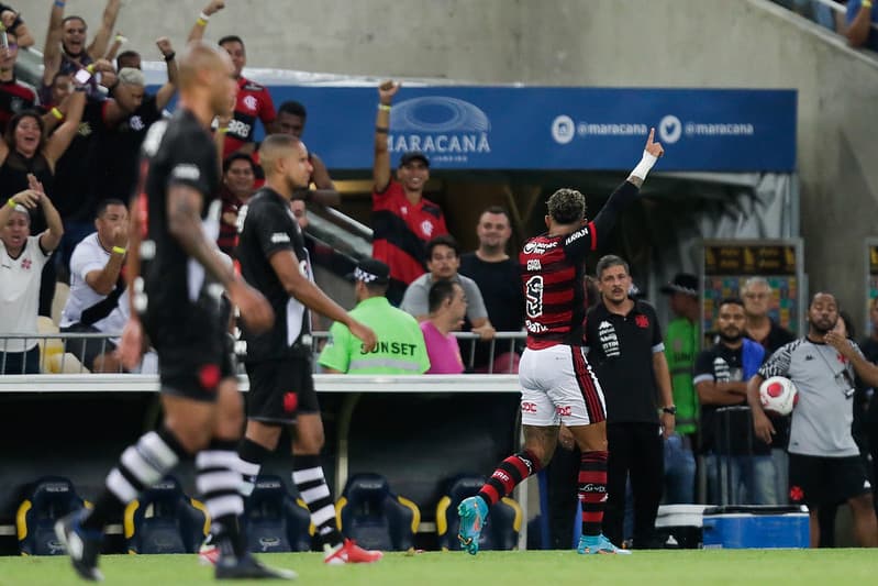 Gabigol comemora gol sobre o Vasco