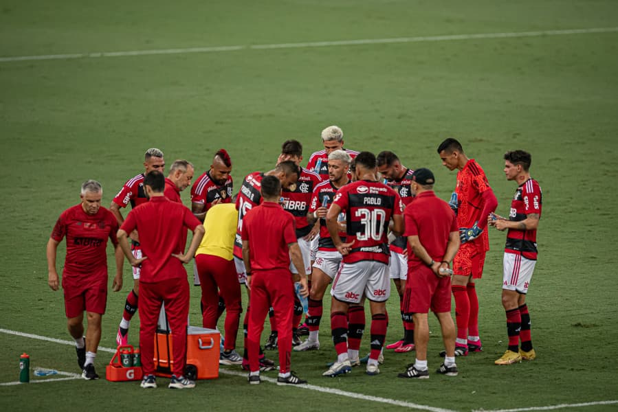 Flamengo tem recorde de derrotas antes do Brasileiro na era dos pontos corridos
