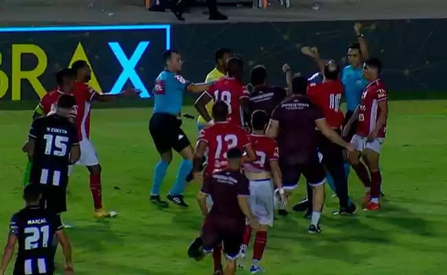 Confusão em Botafogo x Sergipe mostra verdadeiro culpado do jogo com o Flamengo