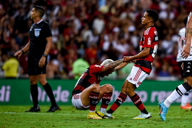 Nem a catregoria de Arrascaeta ou a vivacidade de Matheus G, evitaram mais uma derrota do Flamengo de Vitor Pereira