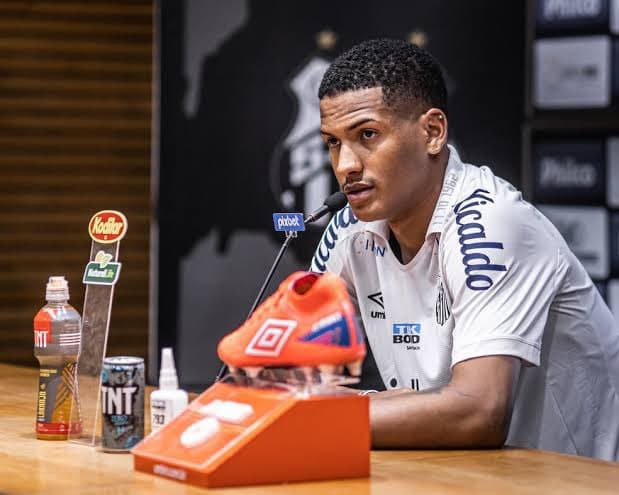 Troca de agente faz Flamengo definir situação por Ângelo, do Santos