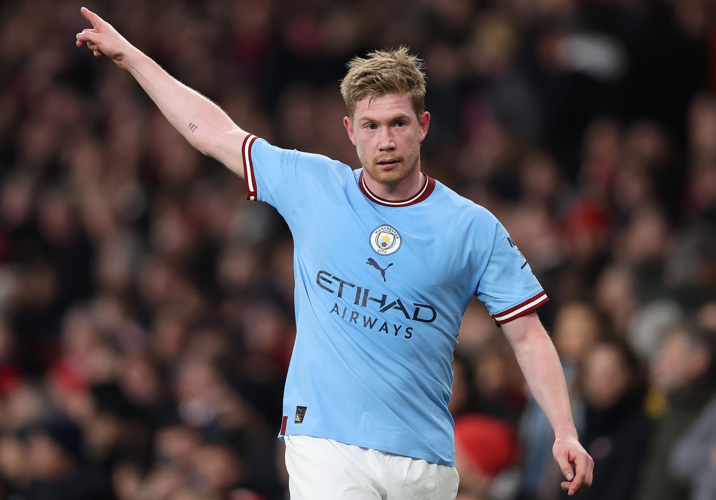 De Bruyne pelo Manchester City