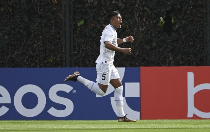 Flamengo pode desembolsar valor milionário para contratar volante uruguaio