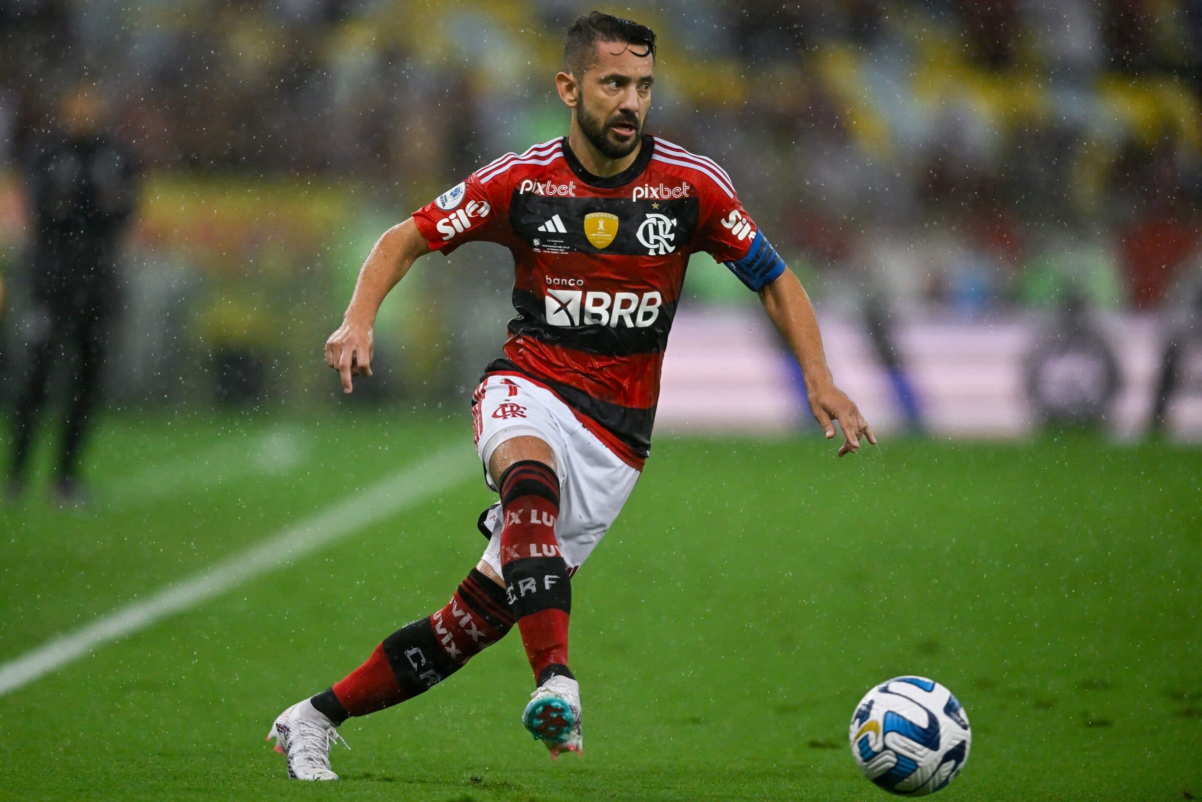Everton Ribeiro, capitão do Flamengo