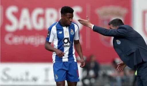 flamengo-porto-portugal-lateral-direito-wilson-manafa-contrato-tecnico-vitor-pereira-729x486