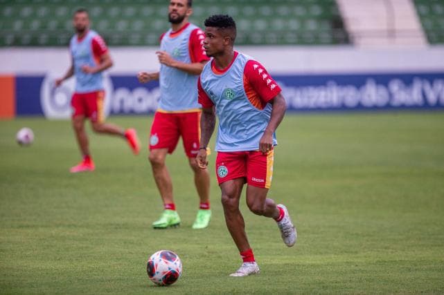 Flamengo mira lateral do Guarani e entra em disputa com clubes da Série A