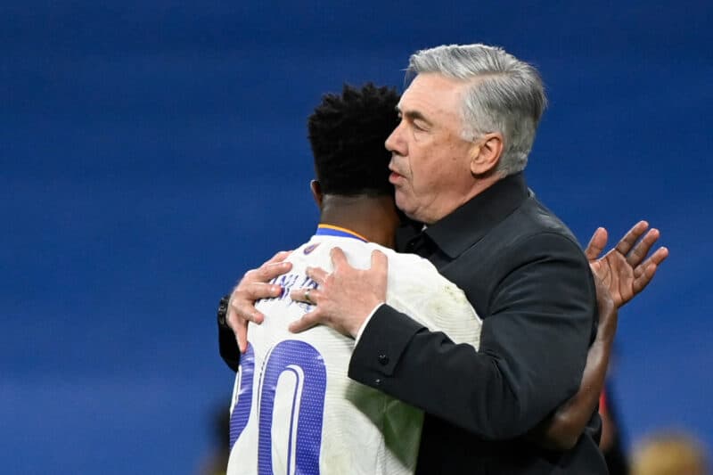 Ancelotti revela problema físico de Vinícius Júnior e crê em fim dos casos de racismo