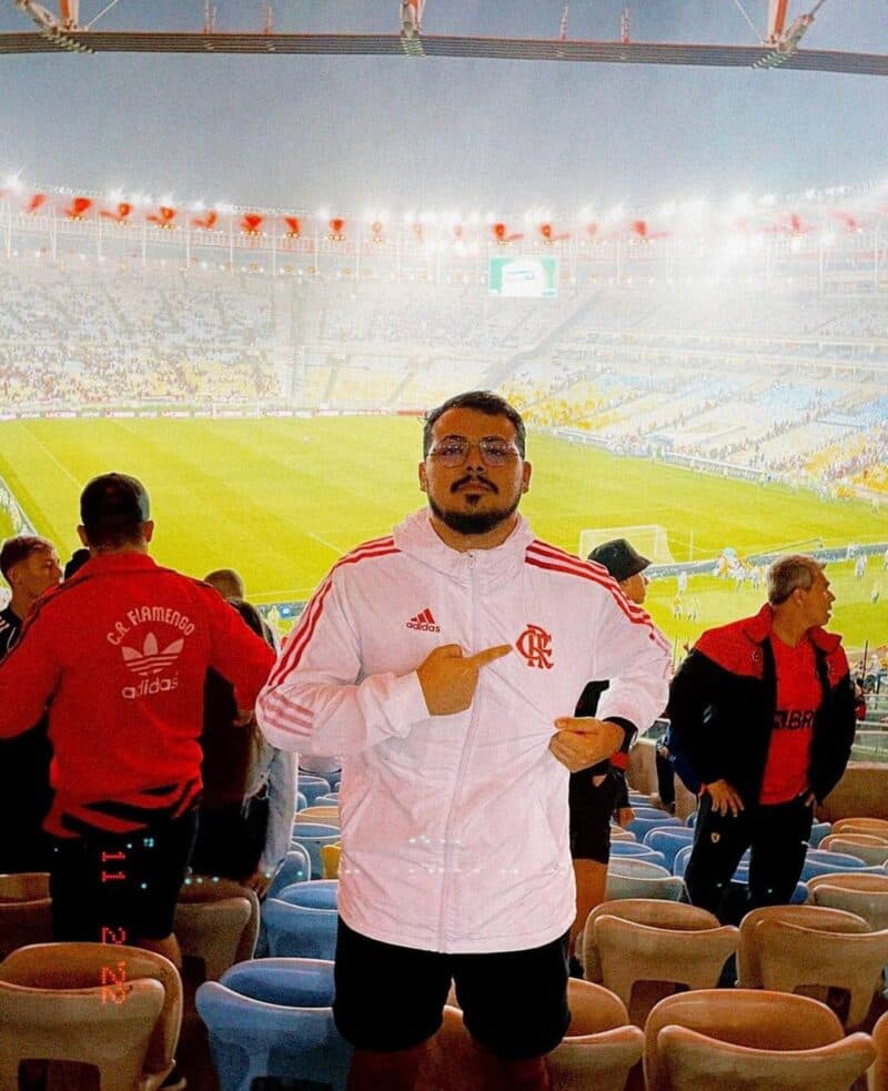 Professor rubro-negro ameaçado de morte