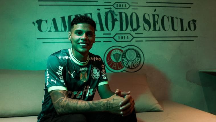 Richard Ríos não cita passagem pelo Flamengo em apresentação no Palmeiras