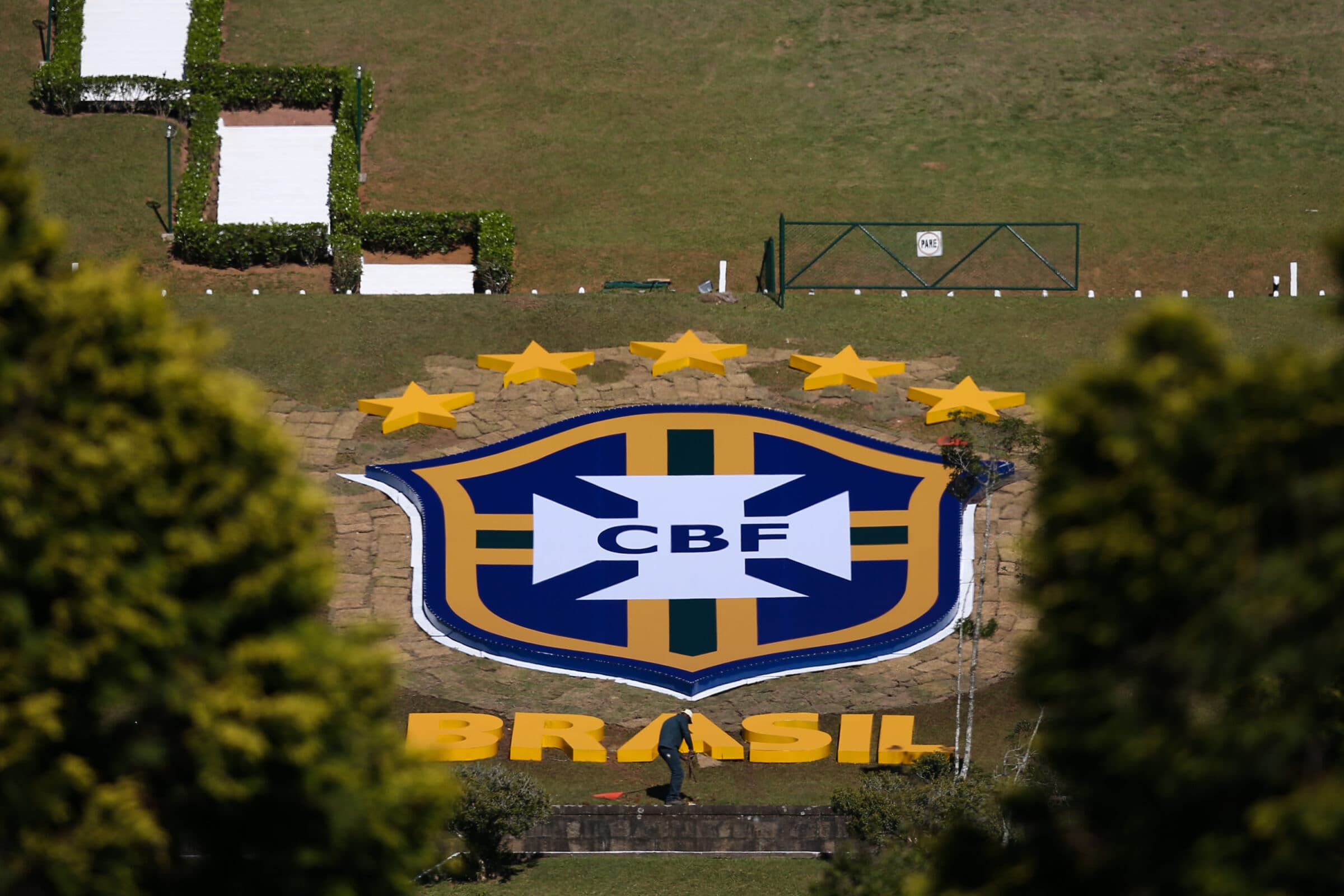 Jogadoras do Flamengo irão treinar na Granja Comary CBF