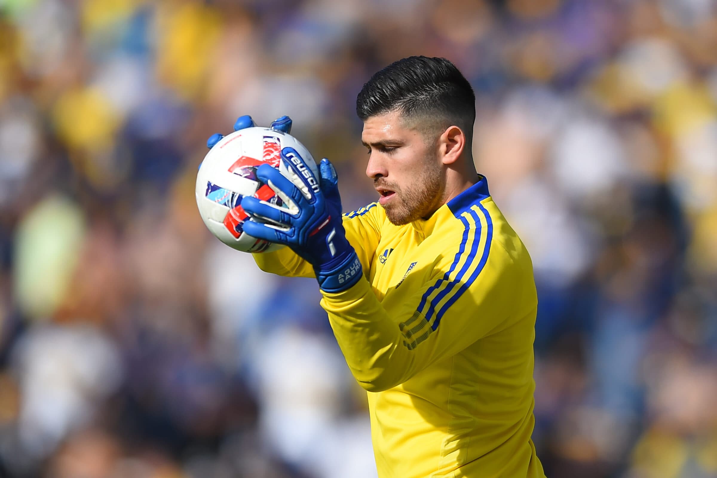 Agustín Rossi tem acerto com o Flamengo; jogador ficou no banco na derrota e eliminação do Al-Nassr na Arábia Saudita