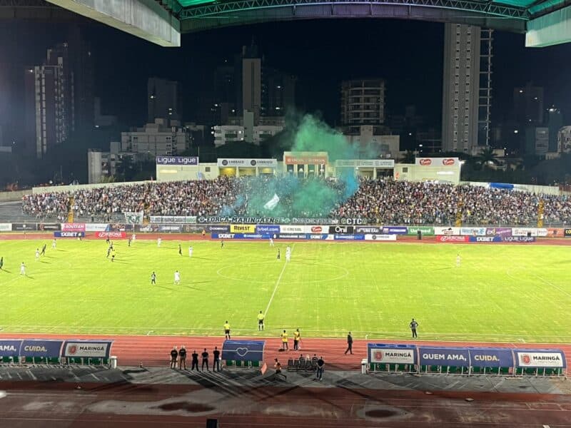 Estádio Willie Davids em jogo do Maringá/ Ministério Público do Paraná recomentou que o estádio aceite no máximo 14 mil torcedores em Maringá x Flamengo pela Copa do Brasil
