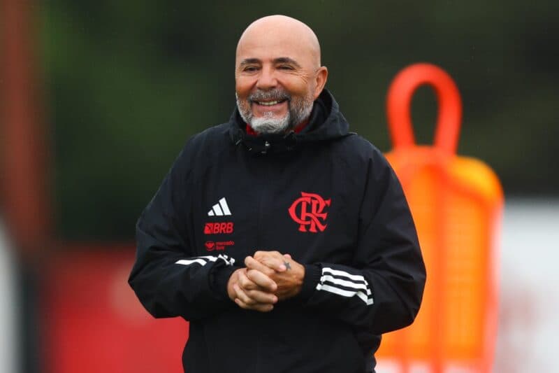 Sampaoli em treino do Flamengo