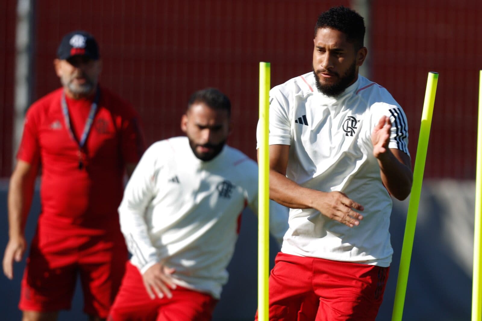 Pablo em treino do Flamengo; com pouco espaço com Sampaoli jogador atraiu interesse de 4 times da Série A do Brasileirão