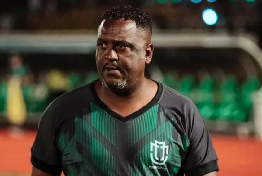 Técnico do Maringá rasga elogios ao Flamengo e destaca dificuldade de jogar no Maracanã