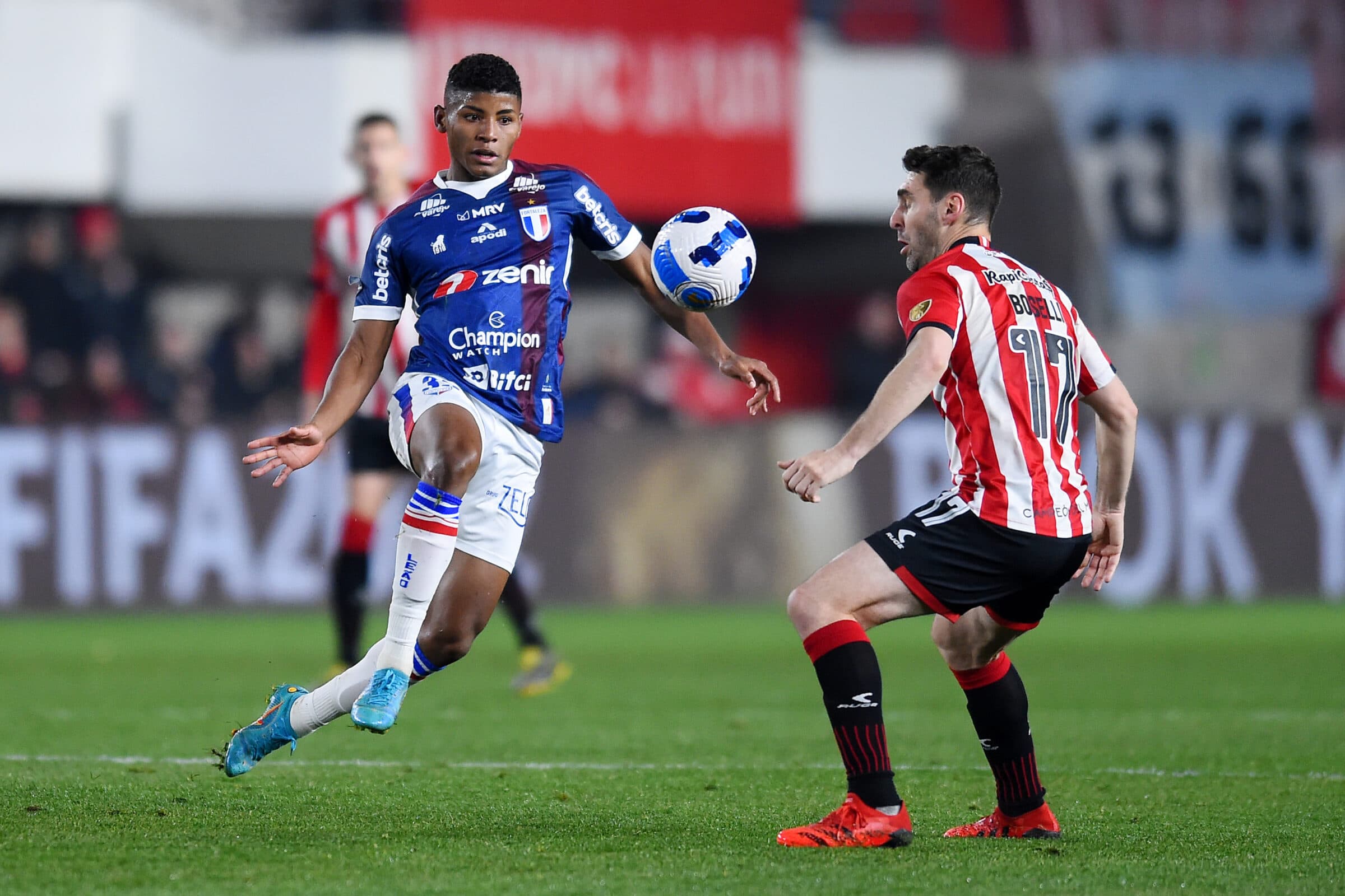 Hércules na mira do Flamengo; clubes europeus fizeram consultas ao Fortaleza pelo atleta