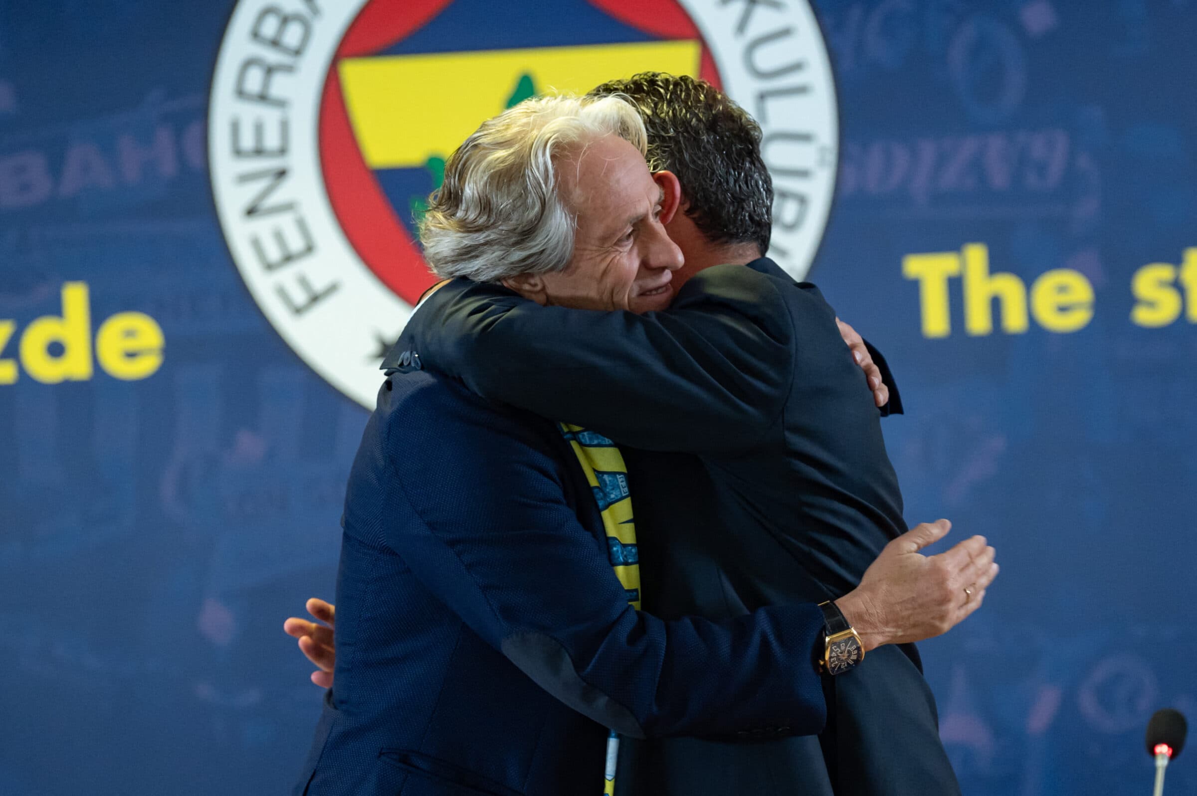 Jorge Jesus pode renovar com Fenerbahçe e frustrar planos de torcida do Flamengo