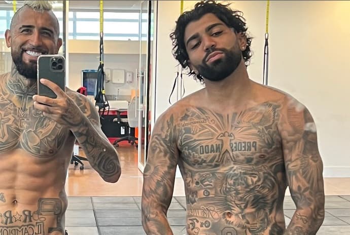gabigol sem camisa flamengo