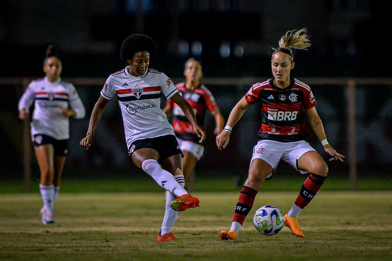 Flamengo empatou com o São Paulo em 1 a 1 e perde liderança do Brasileirão Feminino