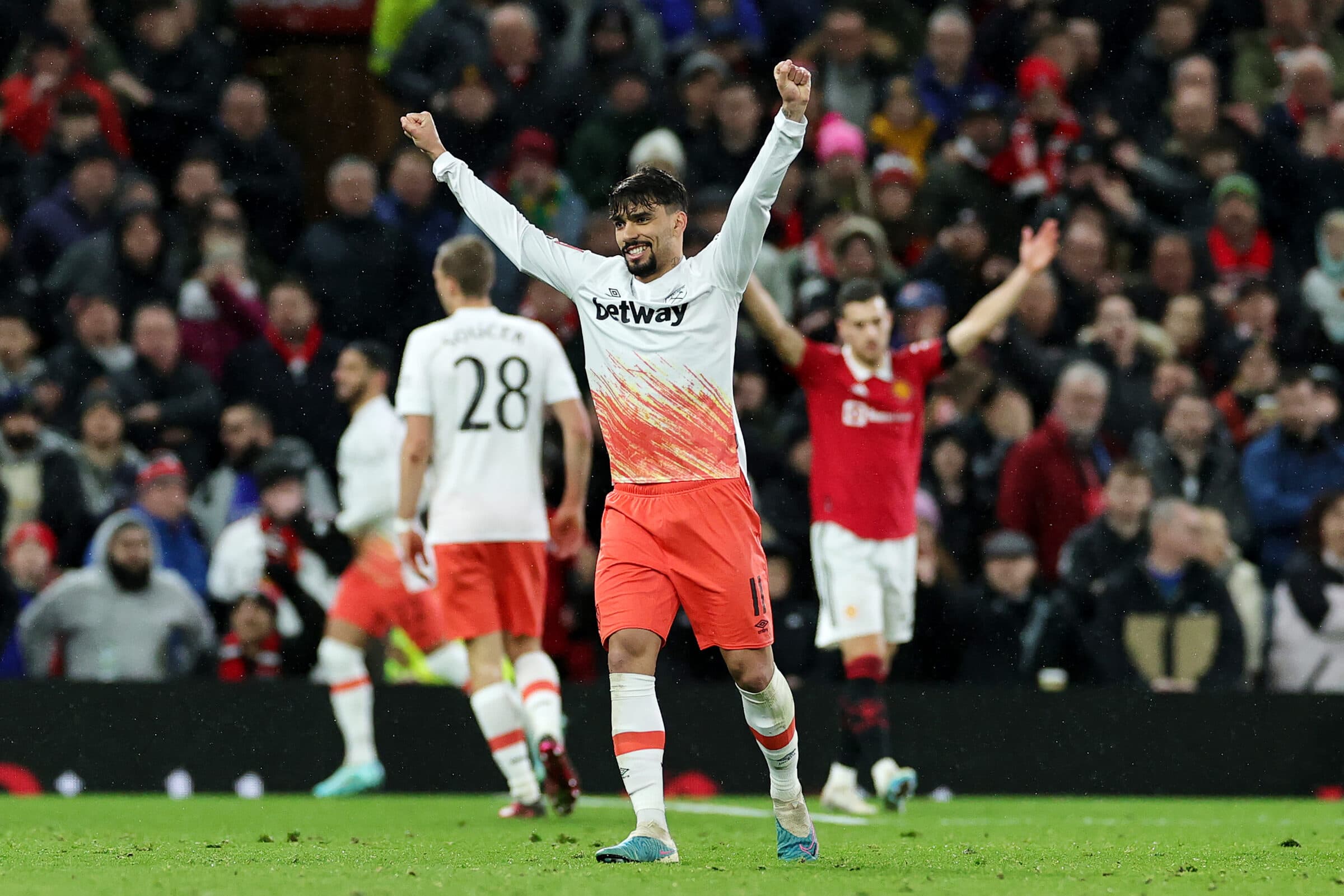 Paquetá em campo pelo West Ham; jogador está na mira do Arsenal e pode gerar bolada para o Fla