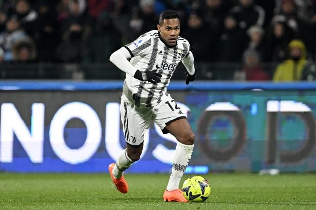 Punição a Juventus reacende chance de Alex Sandro no Flamengo