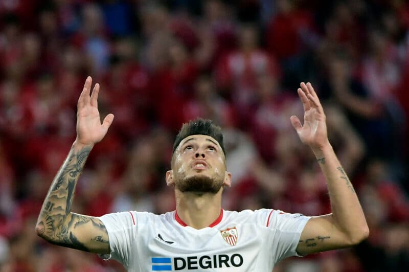 Lucas Ocampos, do Sevilla, agradece; ex-time de Sampaoli se classificou para a final da Europa League