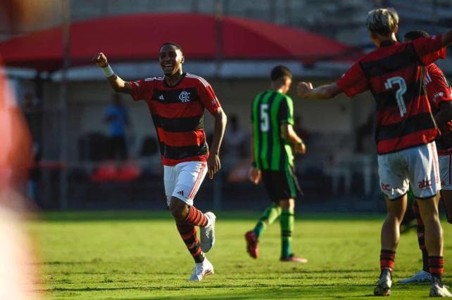 Flamengo confirma melhor campanha na primeira fase e avança às quartas do Brasileiro Sub-20