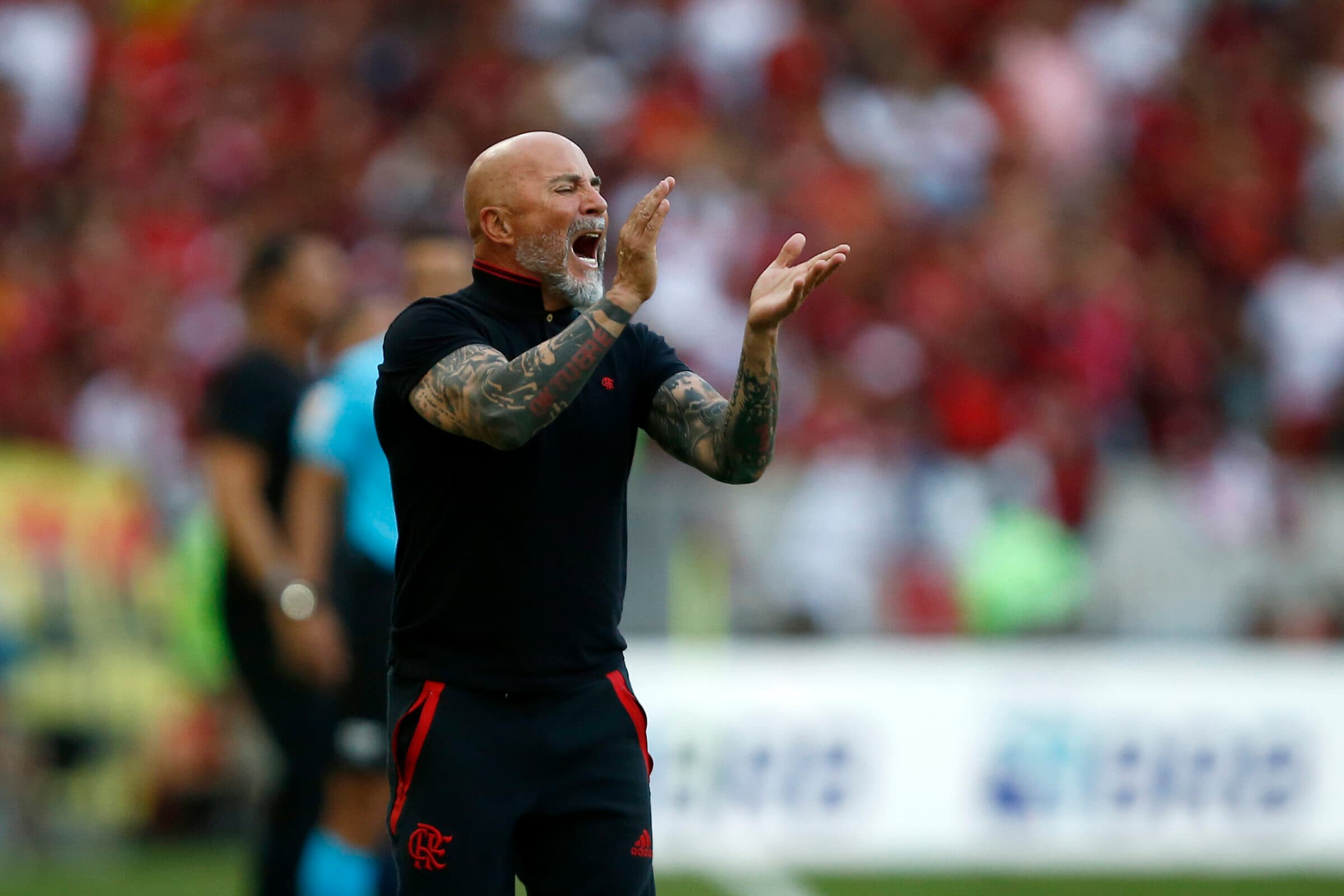 Sampaoli em jogo do Flamengo; partida com goias, tabela do brasileirão, estreia de Rossi e as últimas notícias