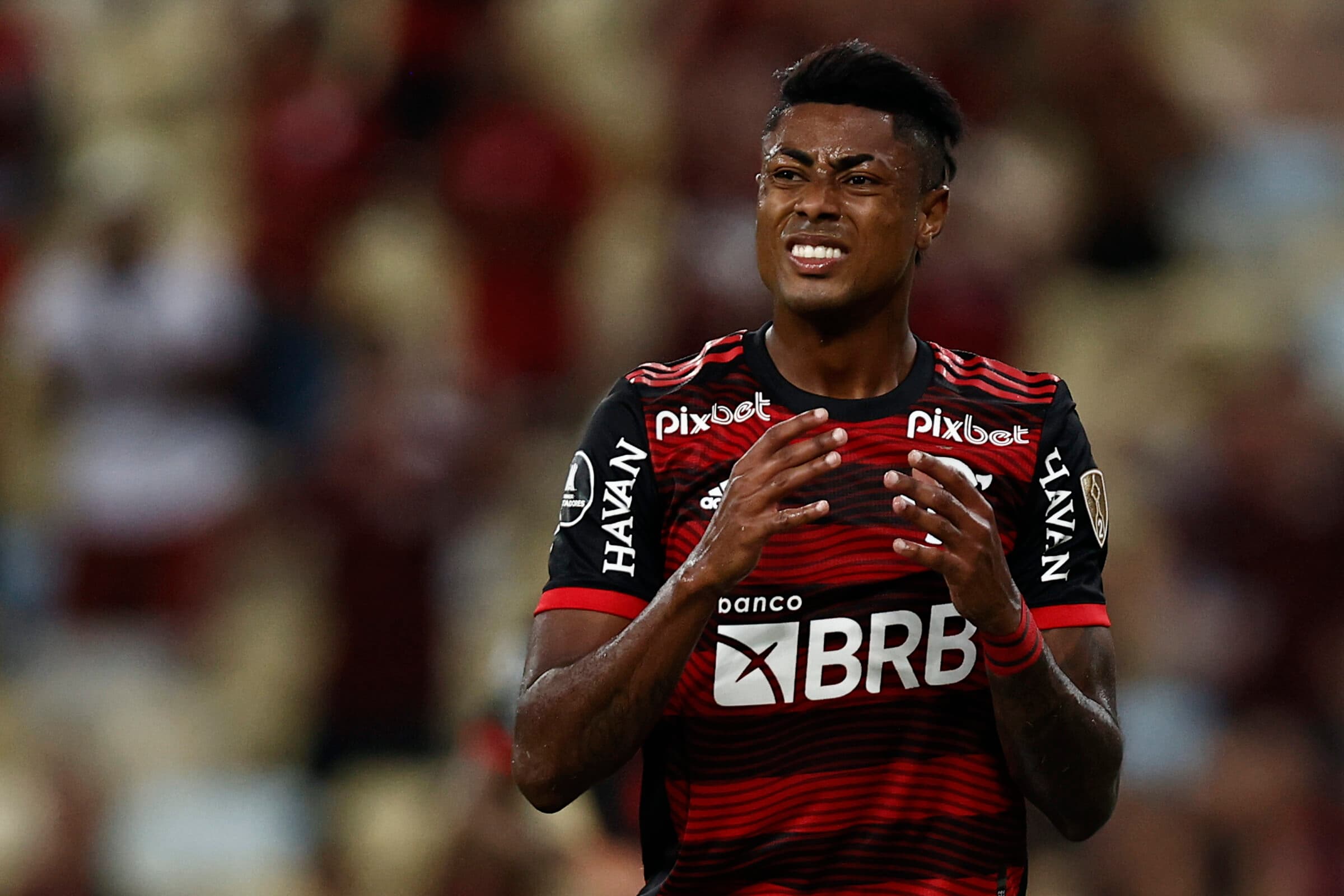 Bruno Henrique desfalca Flamengo contra o Fluminense