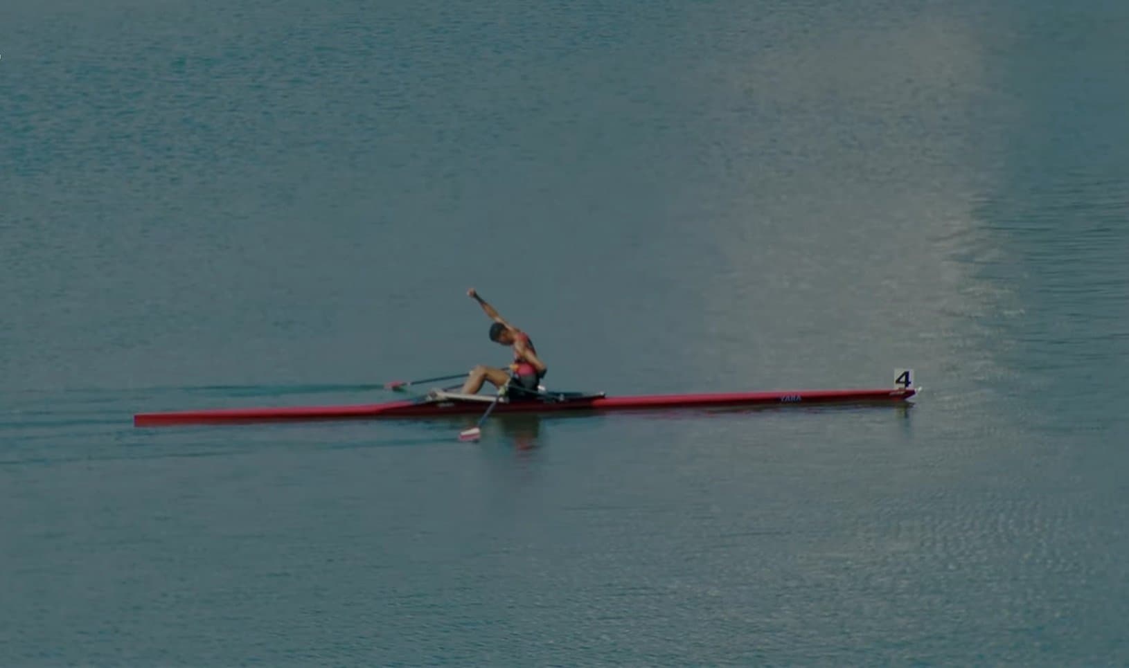 Atleta de remo do Flamengo apoia Vinícius Júnior: 'Não há mais lugar para racista'