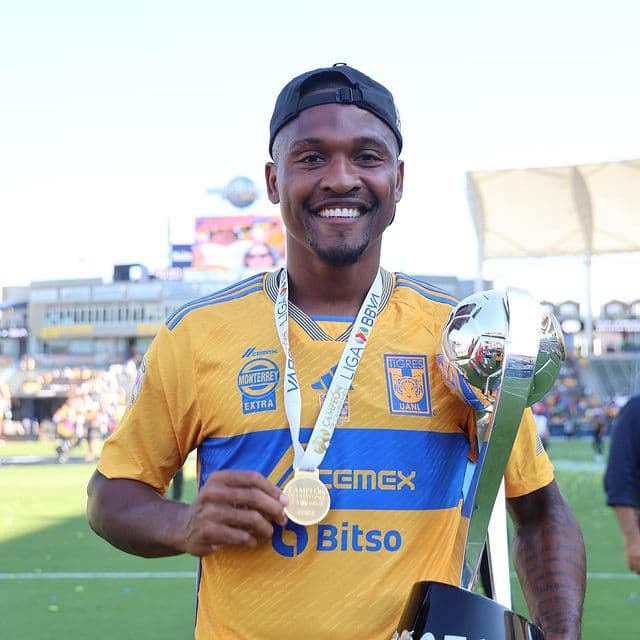 Especulado no Flamengo, Samir conquista mais um título no México