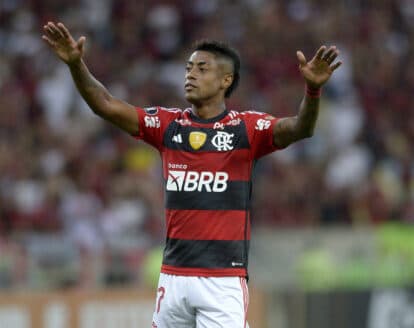 Flamengo recebe notícia esperançosa sobre lesão de Bruno Henrique
