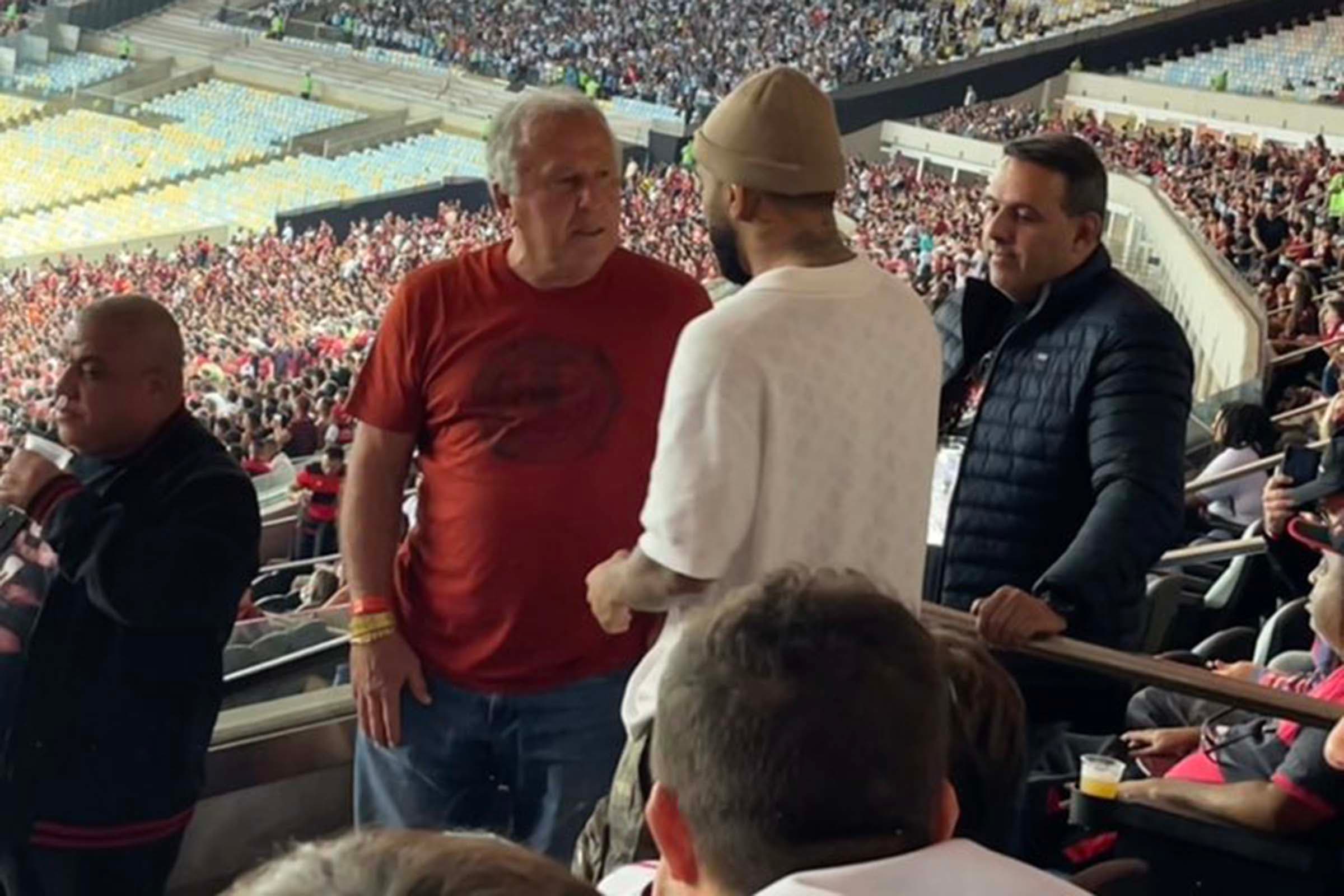 Gabigol e Zico no Maracanã