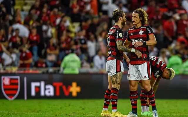 Léo Pereira e David Luiz, zagueiros do Flamengo