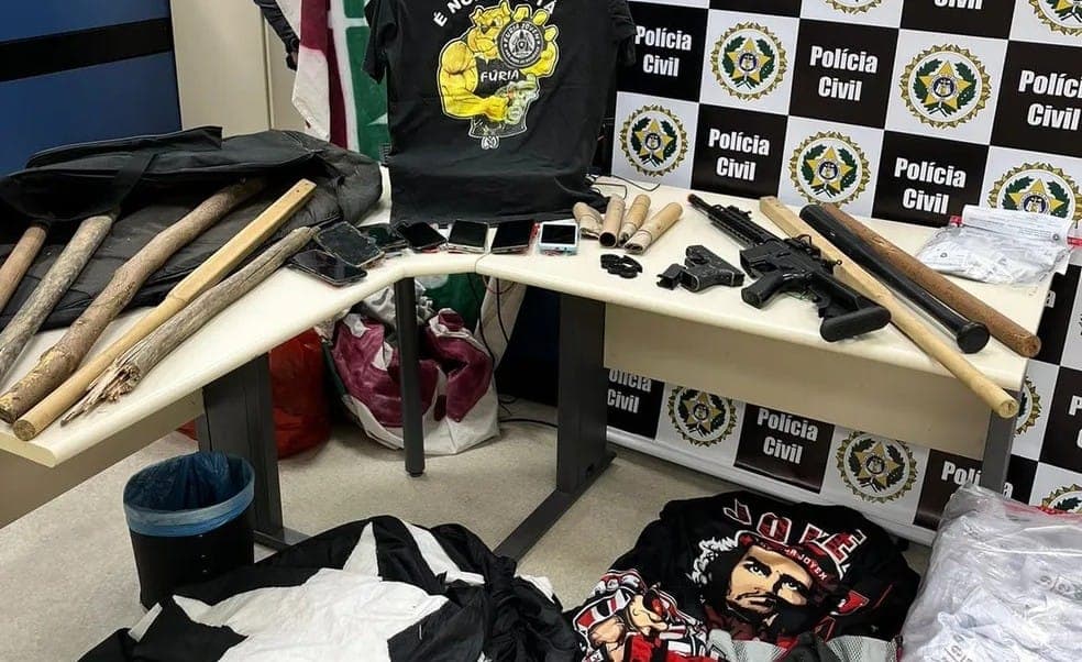 Polícia apreende armas antes de Flamengo x Vasco