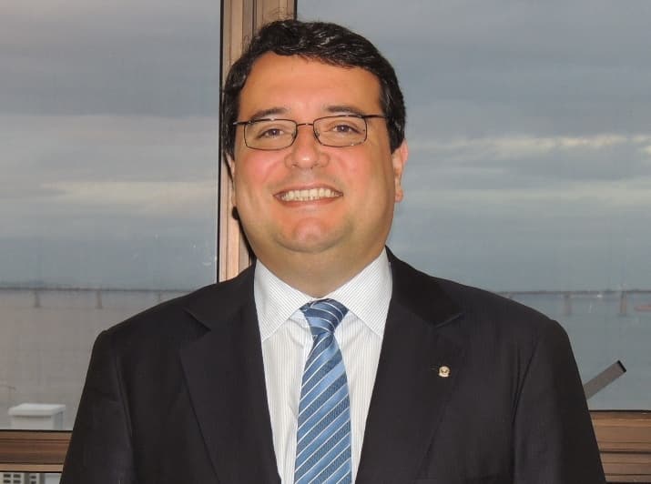 O juiz Fabricio Castro, que rejeitou denúncia que pedia que mulher de Landim fosse multada por xenofobia