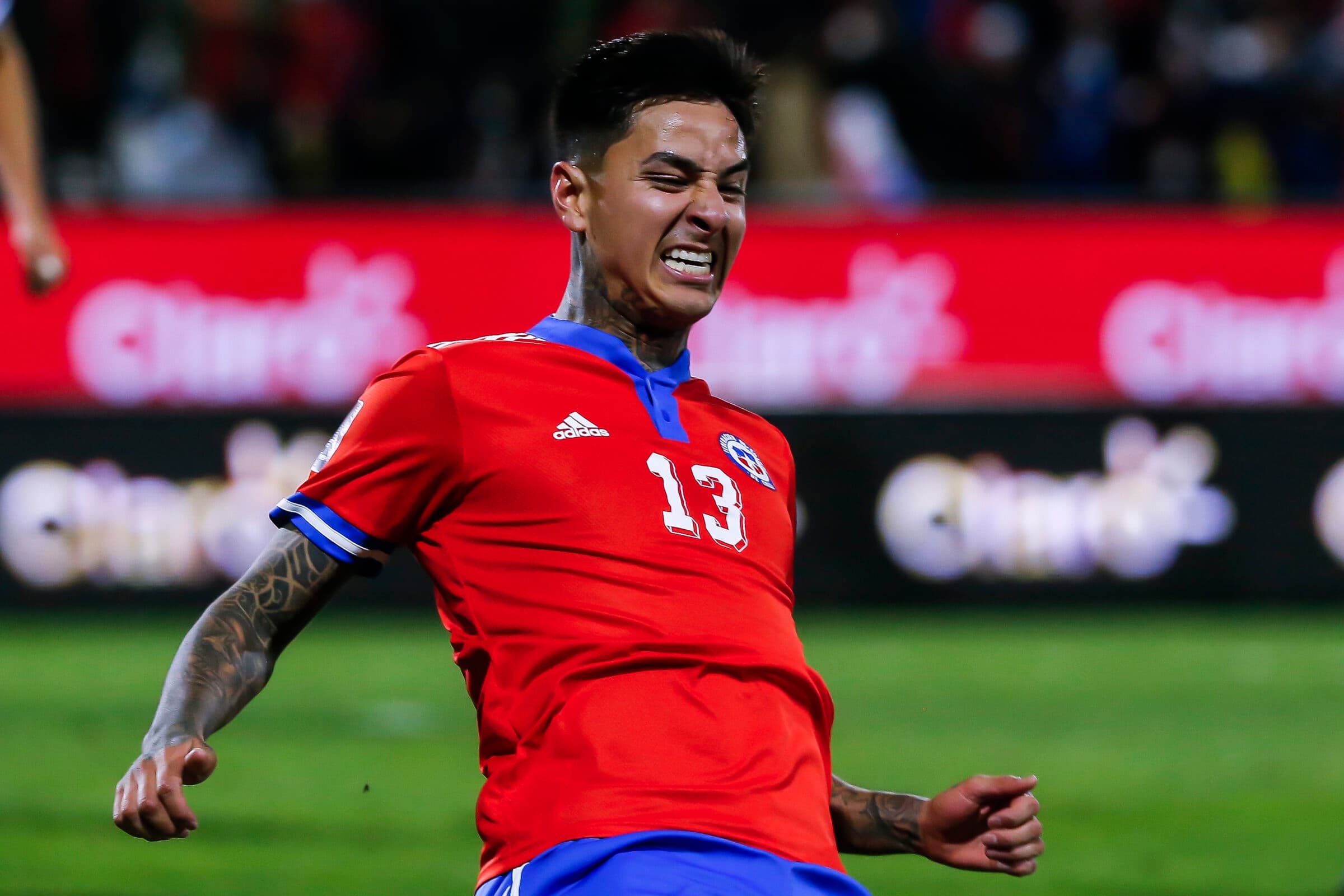 Erick Pulgar, do Flamengo, comemora gol pela Seleção Chilena