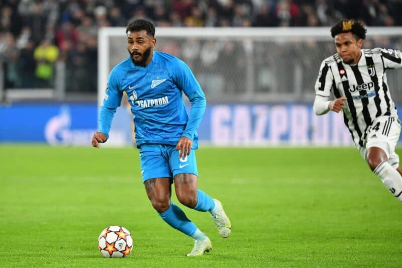 Wendel em campo pelo Zenit; Flamengo negocia contratação do jogador