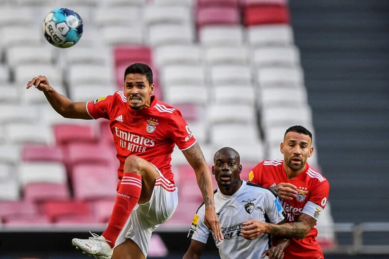 Lucas Veríssimo, do Benfica, interessa ao Flamengo