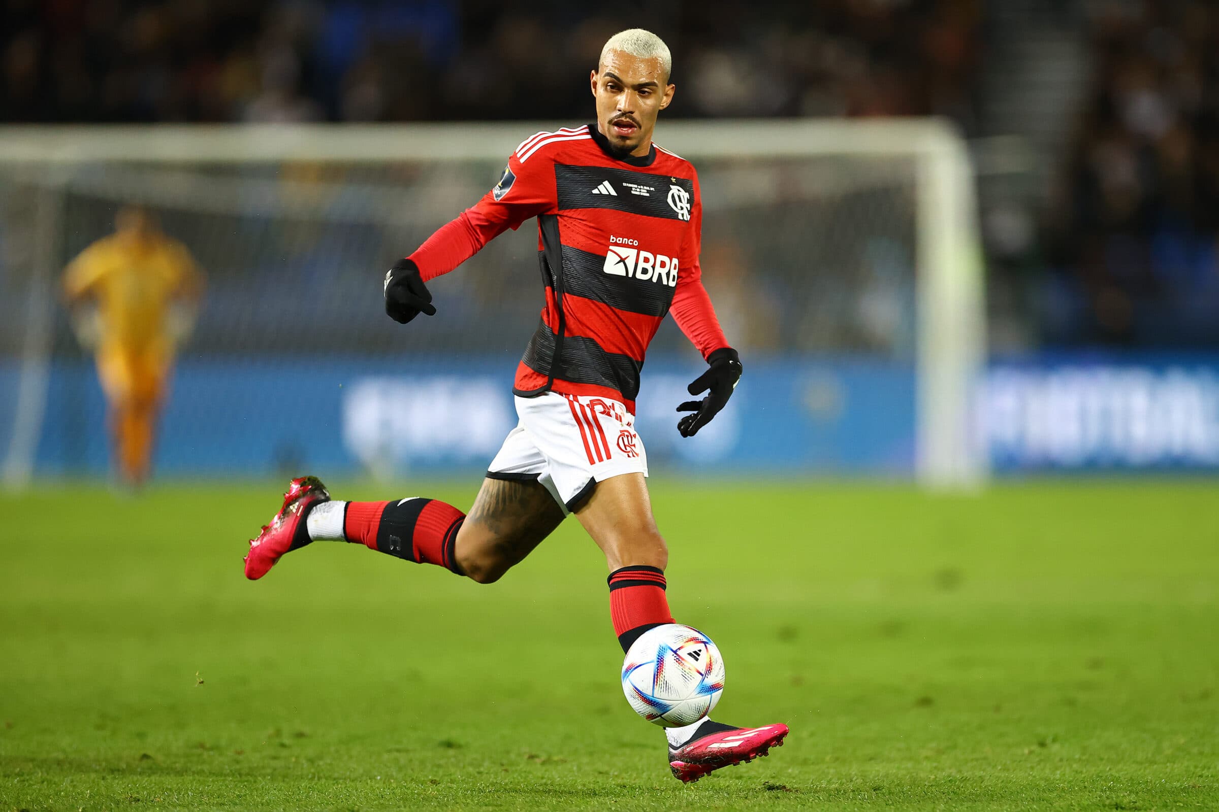 Matheuzinho, lateral do Flamengo