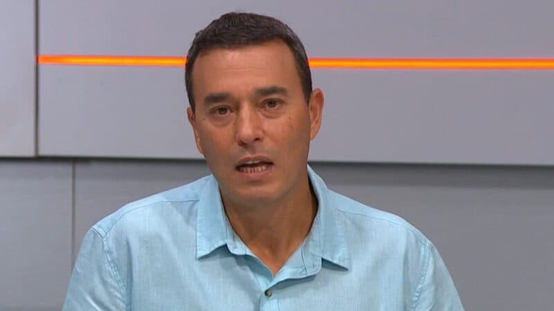 André Rizek durante programa do Sportv