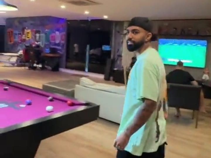 Gabigol zomba de torcedor do River Plate