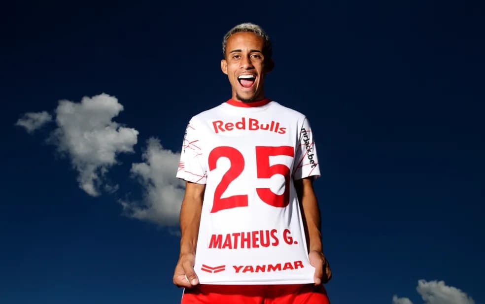 Matheus Gonçalves tem estreia desagradável pelo Bragantino